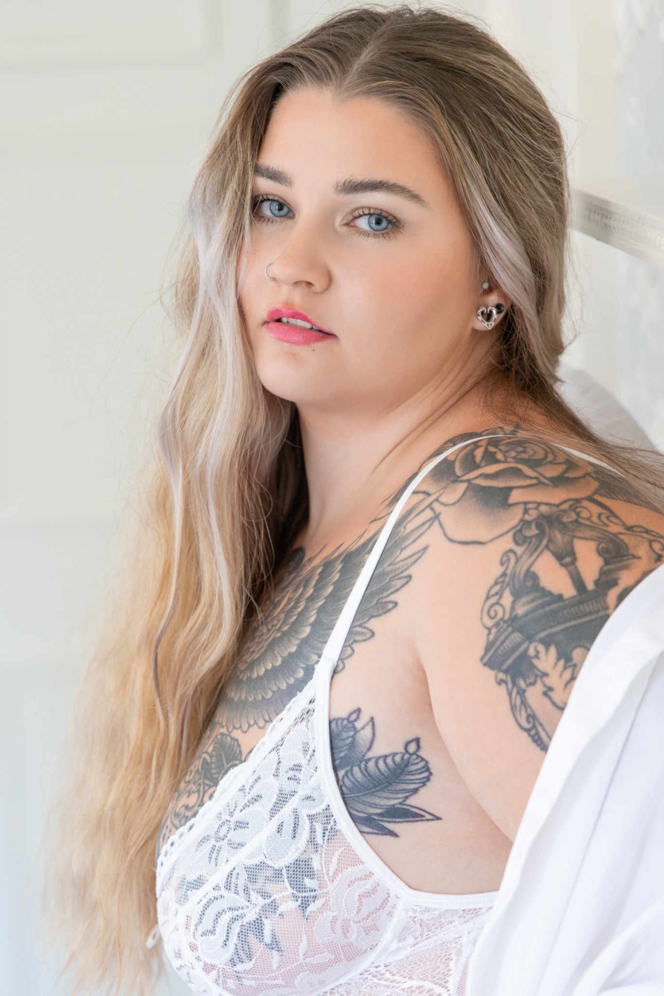 Body confidence boudoir photoshoot for women 27