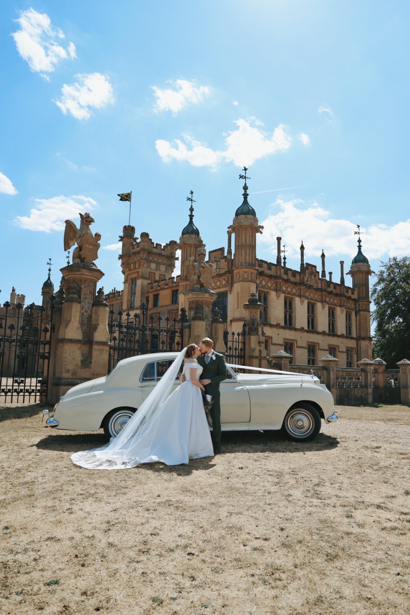 Chloe & Michael wedding photograph 4