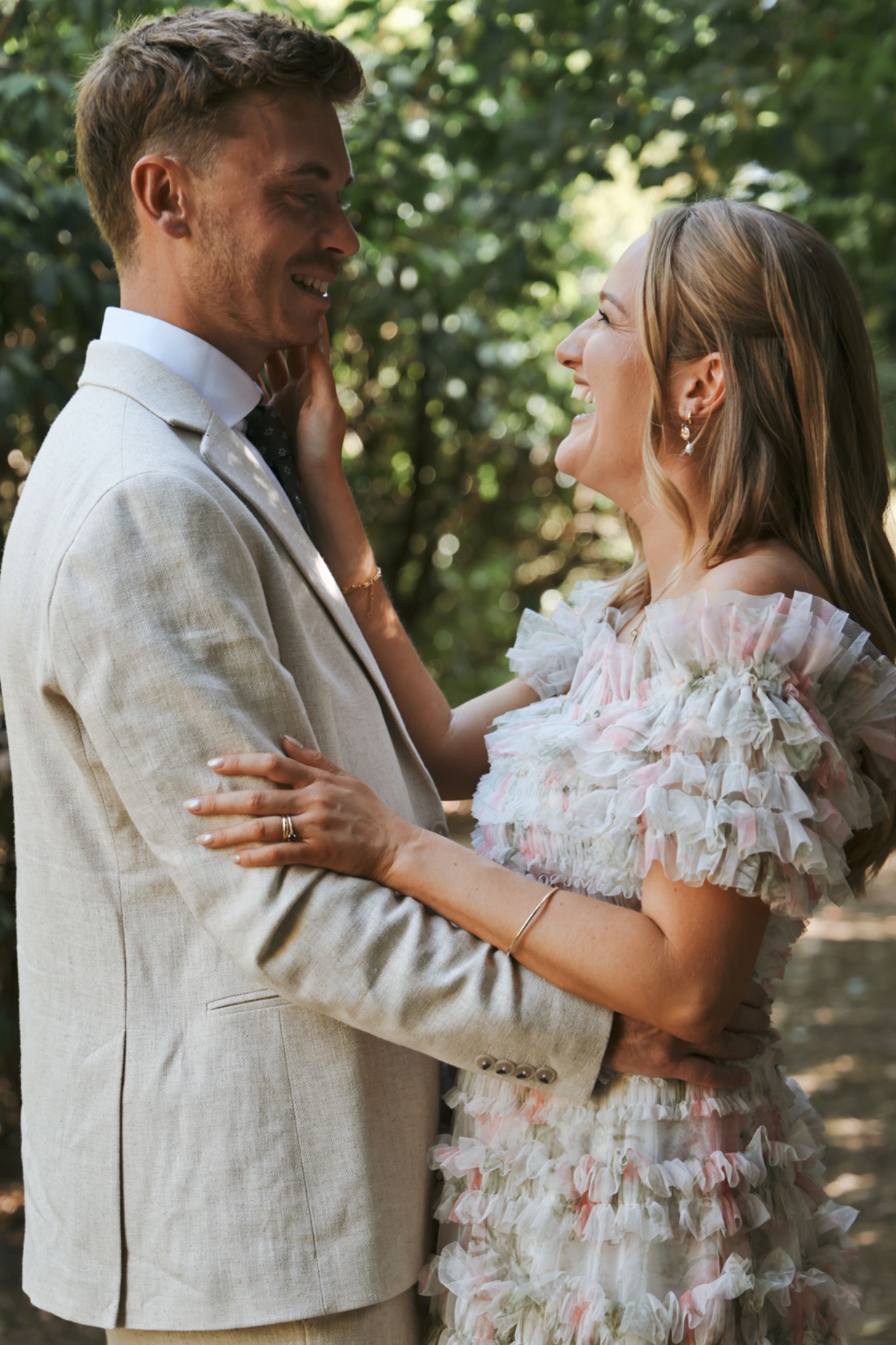 Izzy & Rob wedding photograph 7